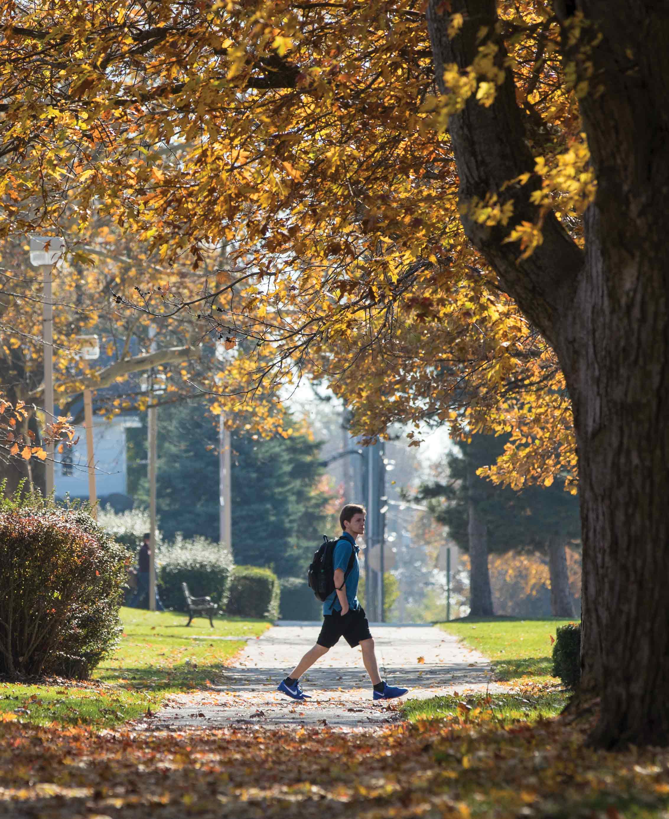 support ONU student walking