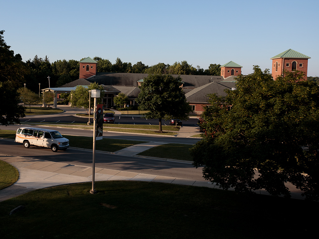 Exterior shot of the Inn at Ohio Northern University