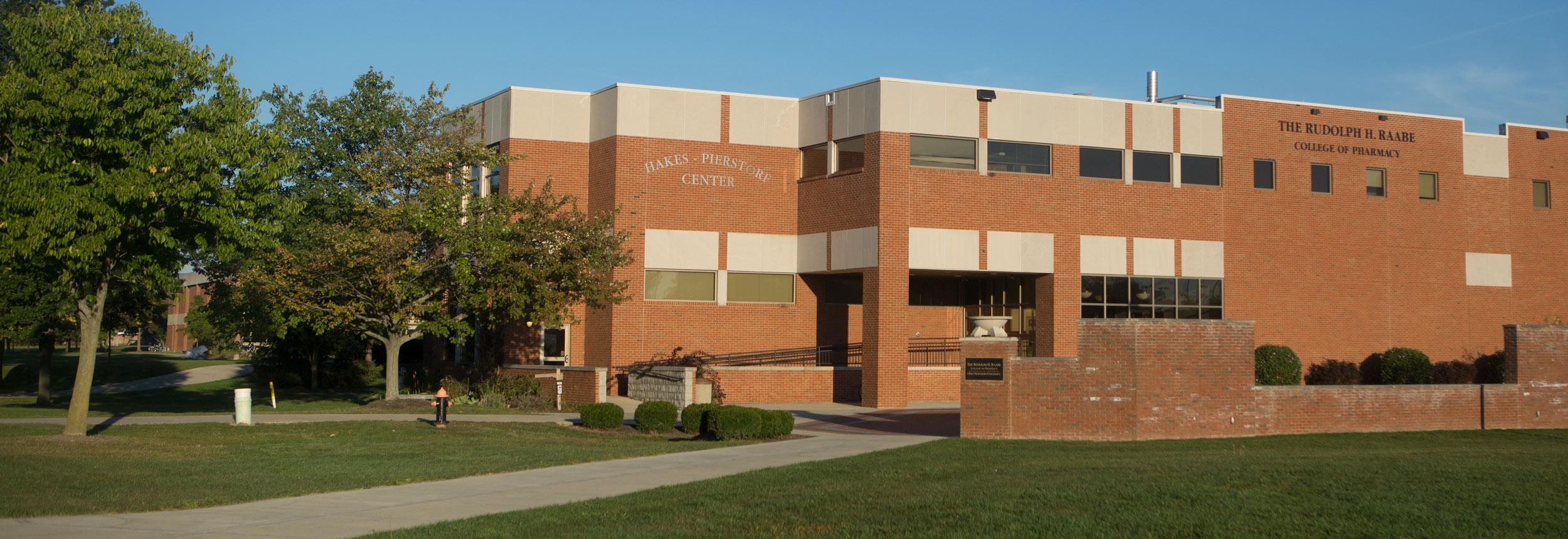 Pharmacy exterior building 