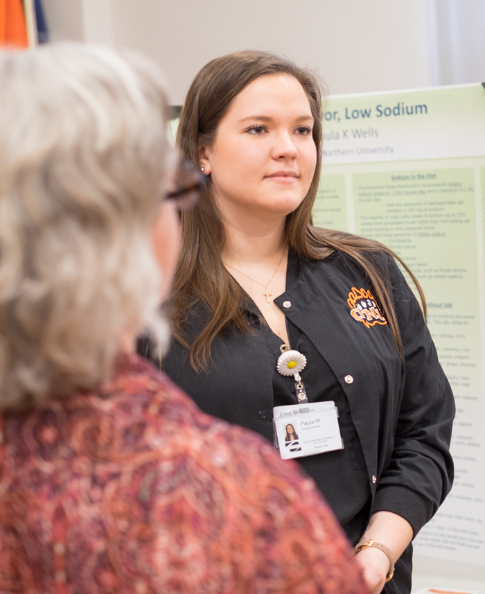 nursing student presents her research