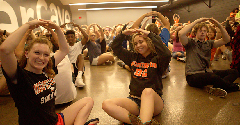 Orientation photo of students