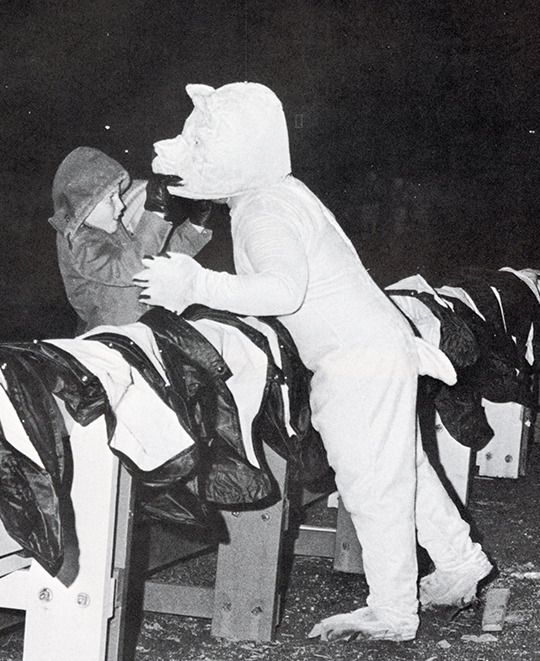 1966: Scare-the-kiddies Polar Bear