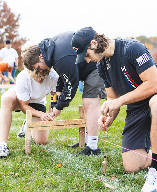 ONU construction students doing field work