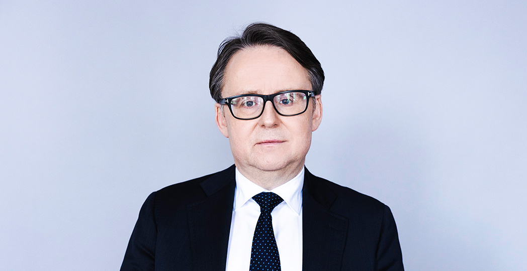 Photo of Justice Benedikt Bogason 