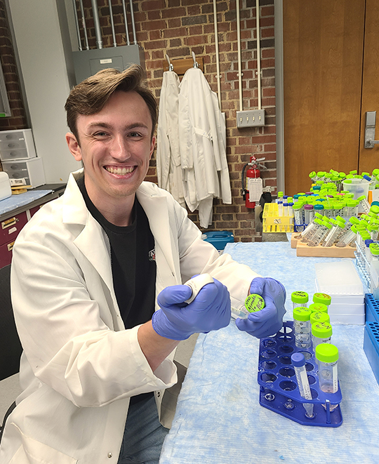 Photo of Max loading samples