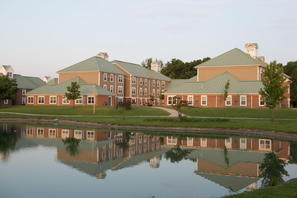 Lakeview Apartments