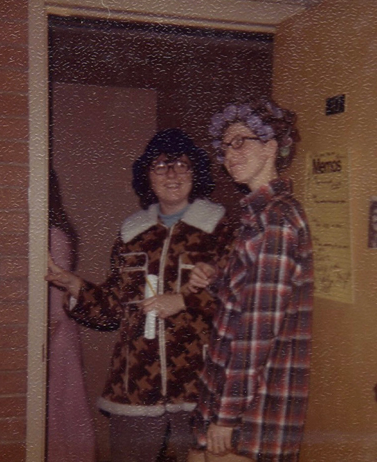 Old Photo of 2 ONU friends, one with curlers in their hair.