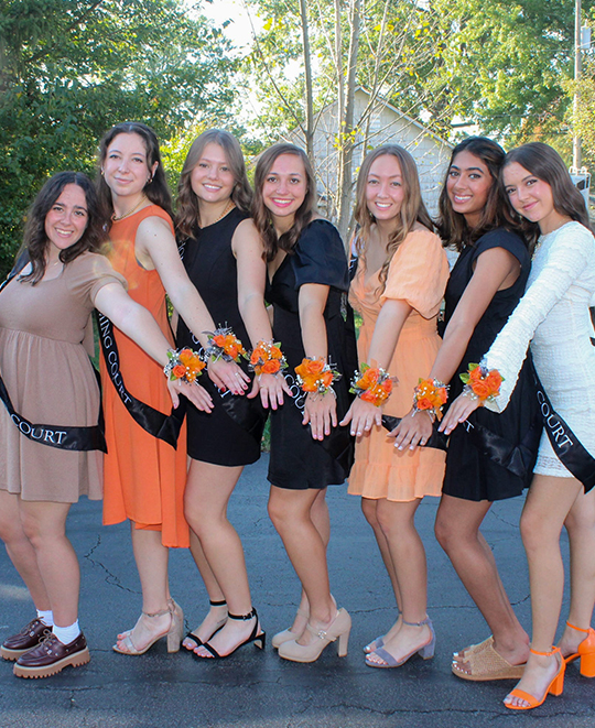 homecoming picture with all the girls