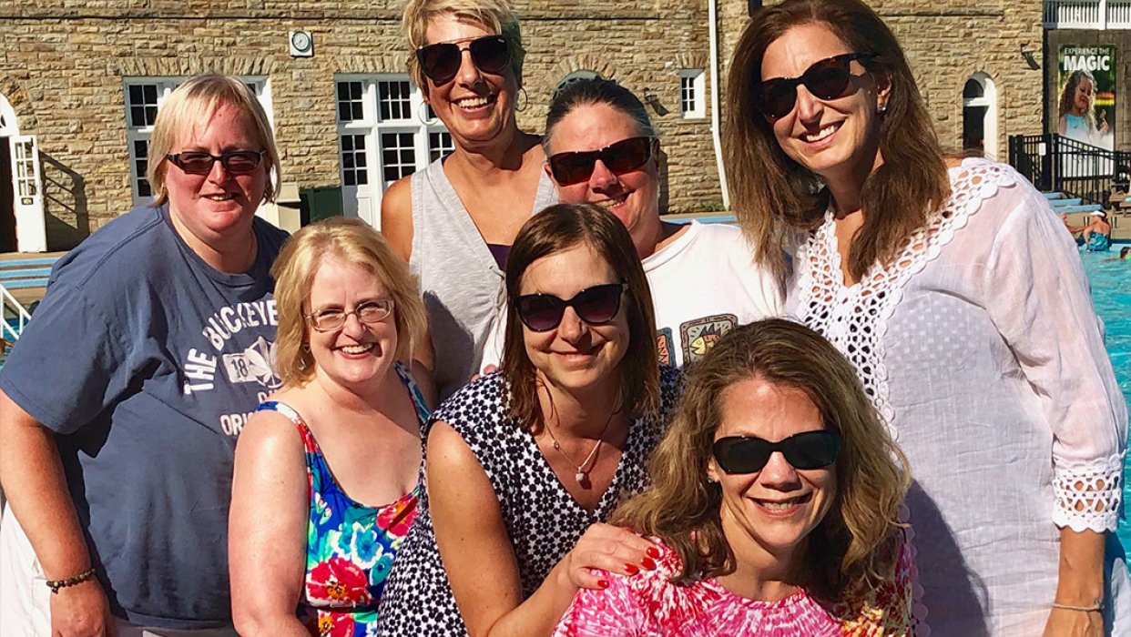 Group photo of the gals