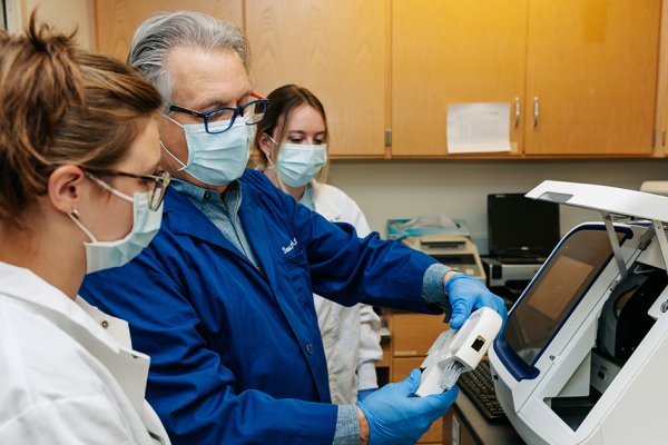 News Article Image - Learning the science behind the crime scene