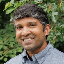 Headshot of Dr. Solomon David, assistant professor and gar researcher.
