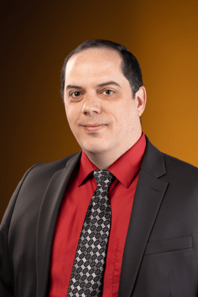 20210407_headshots_0041.png