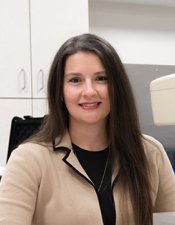 Photo of Angela Phares, BS ’08