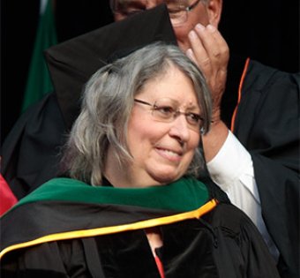 ONU alumna Karen Fields