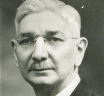 ONU alumnus Oscar Dicke